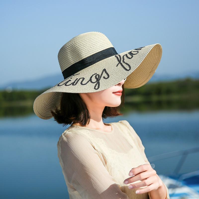 1pc of a Summer Hat with a Wide Brim, Designed for Sun Protection, Featuring a Foldable Straw Style for Women, Suitable for Beach Holidays And Outdoor Activities, with a Universal Fit