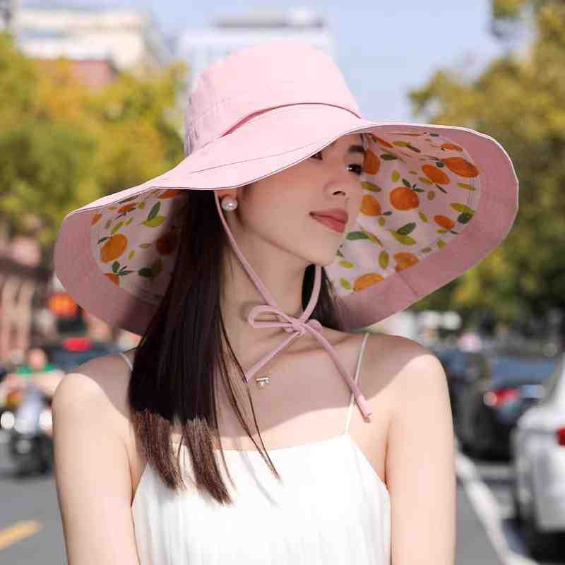 2026 New Trendy Reversible Wide Brim Sun Hat for Women, Cute Orange Fruit Print Summer Sun Hat, Foldable Portable Beach Hat with Windproof Chin Strap, Breathable Fabric for Full Face Sun Coverage, Ideal for Hiking, Gardening& Outdoor Activities